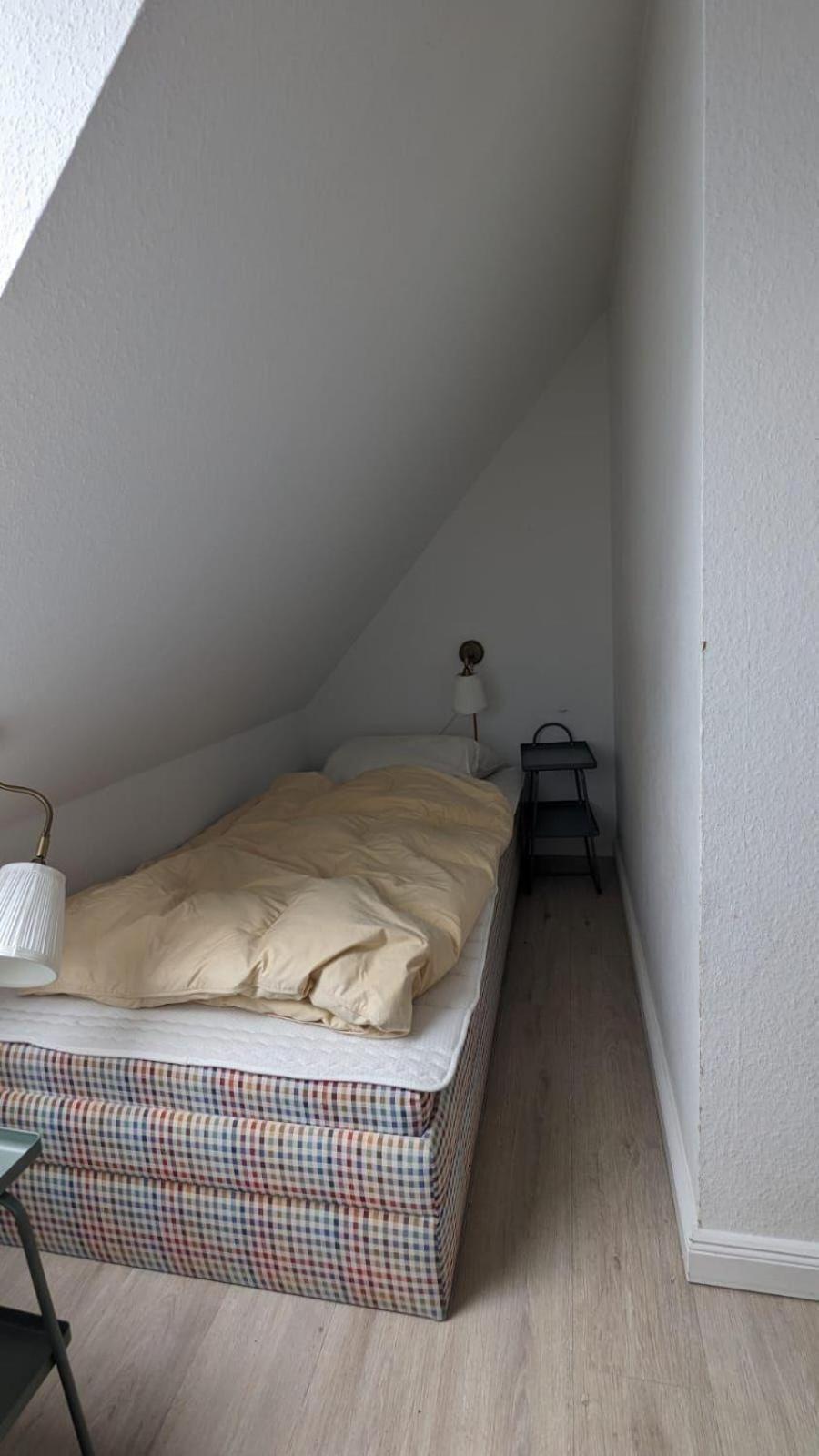 Kleine-Niedliche-Friesenwohnung Westerland Bagian luar foto